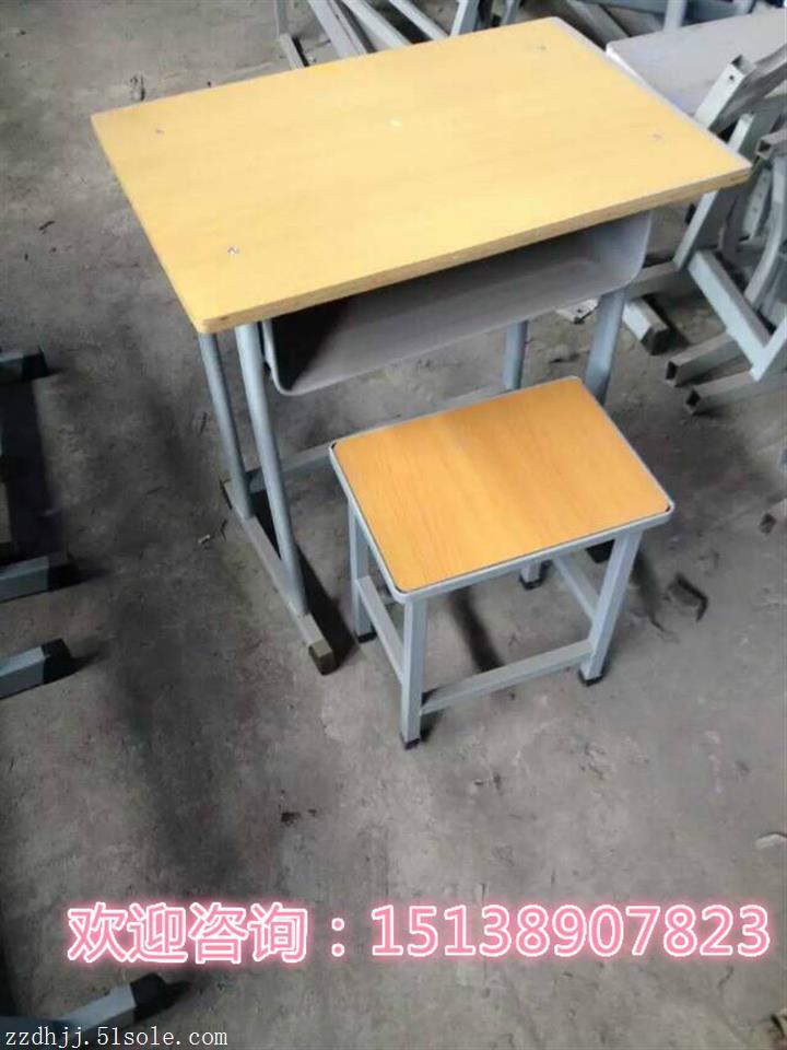 开封哪里有小学生课桌椅销售